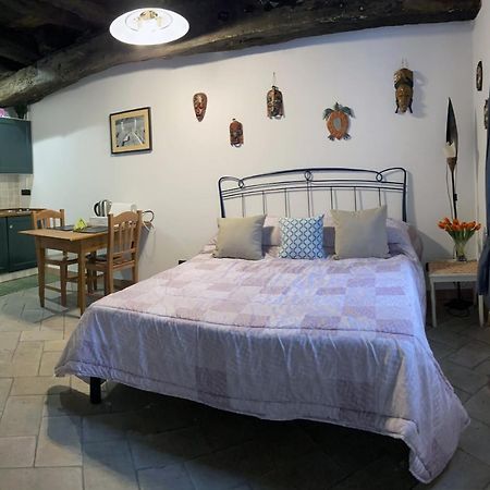 La Casa Nei Vicoli: In Centro A Due Passi Dal Lago Mandello del Lario Exterior foto