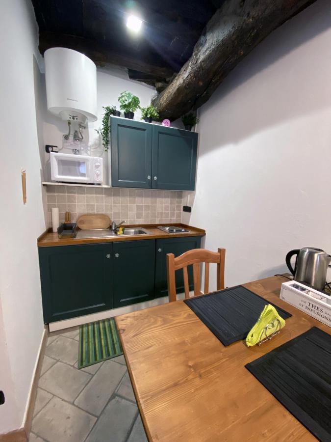 La Casa Nei Vicoli: In Centro A Due Passi Dal Lago Mandello del Lario Exterior foto
