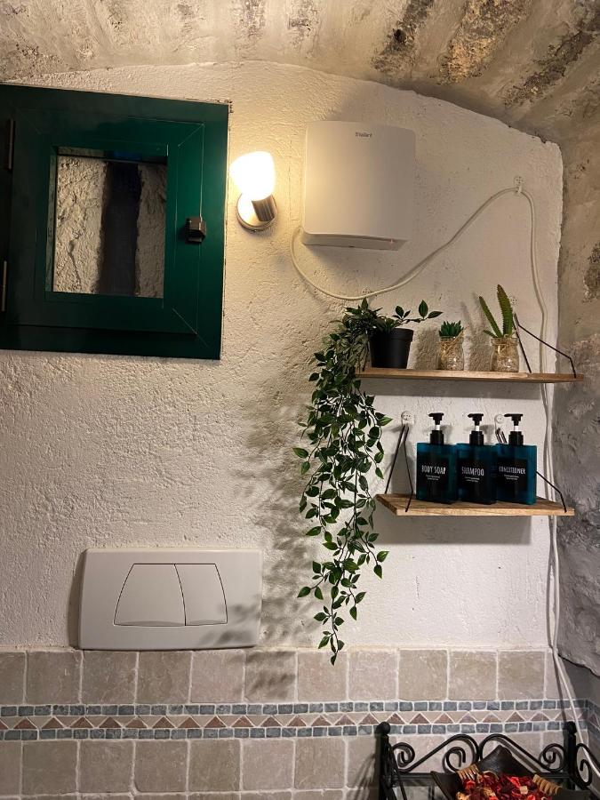 La Casa Nei Vicoli: In Centro A Due Passi Dal Lago Mandello del Lario Exterior foto