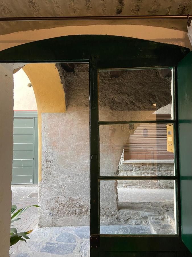 La Casa Nei Vicoli: In Centro A Due Passi Dal Lago Mandello del Lario Exterior foto